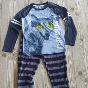 Pajama set boys size medium (8)